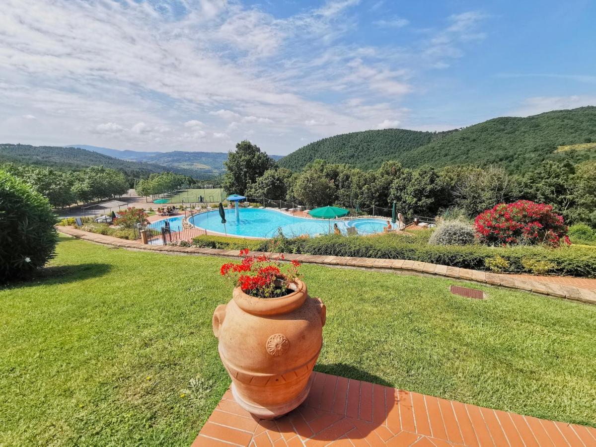 Resort Le Tegole Riparbella Esterno foto