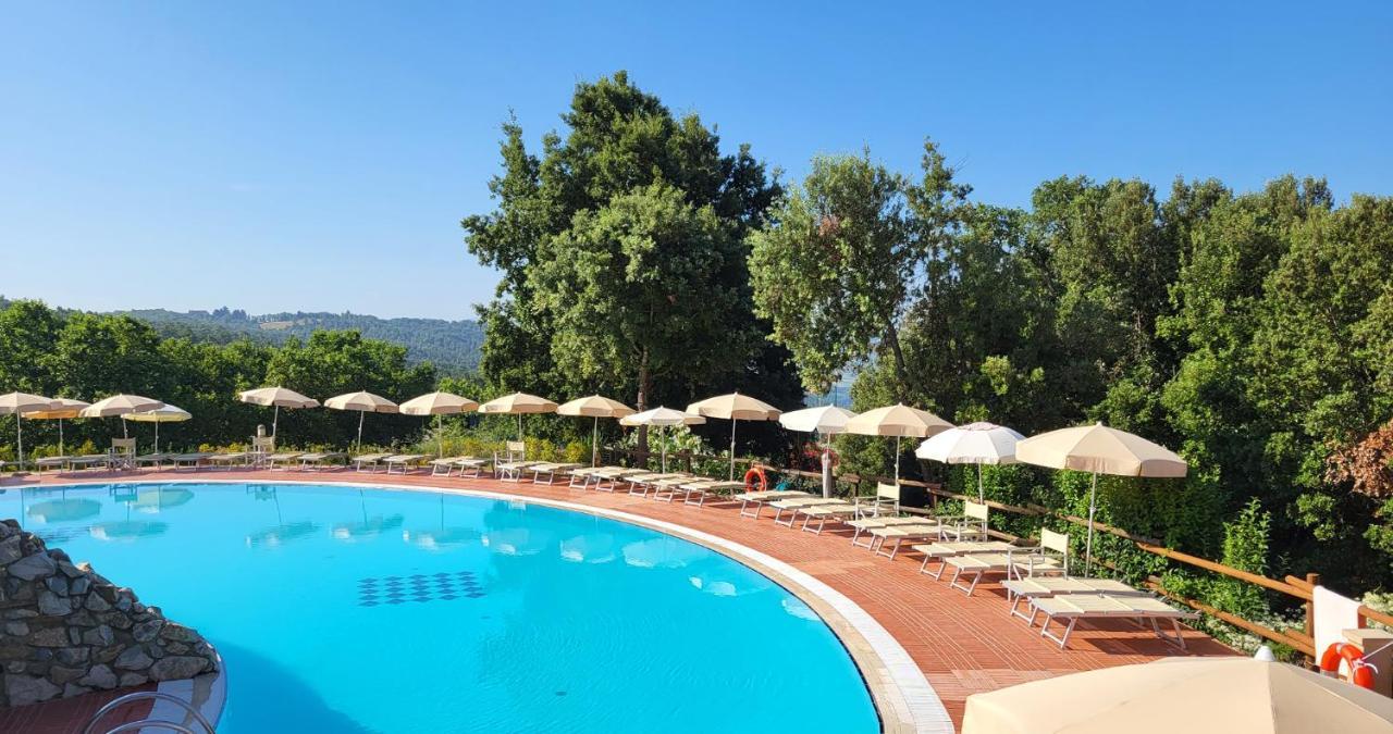 Resort Le Tegole Riparbella Esterno foto