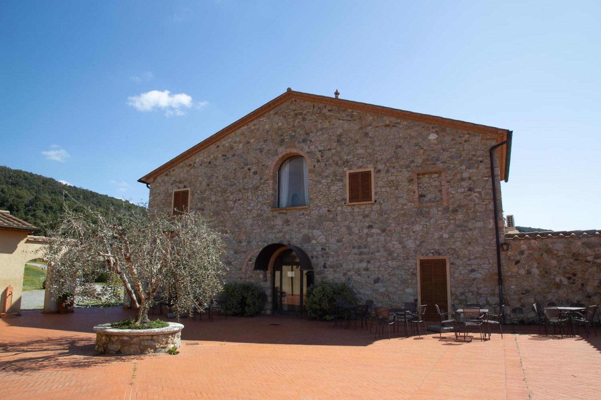 Resort Le Tegole Riparbella Esterno foto